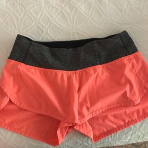Lululemon Orange Speed Up Short 2.5 Inch Size 6
